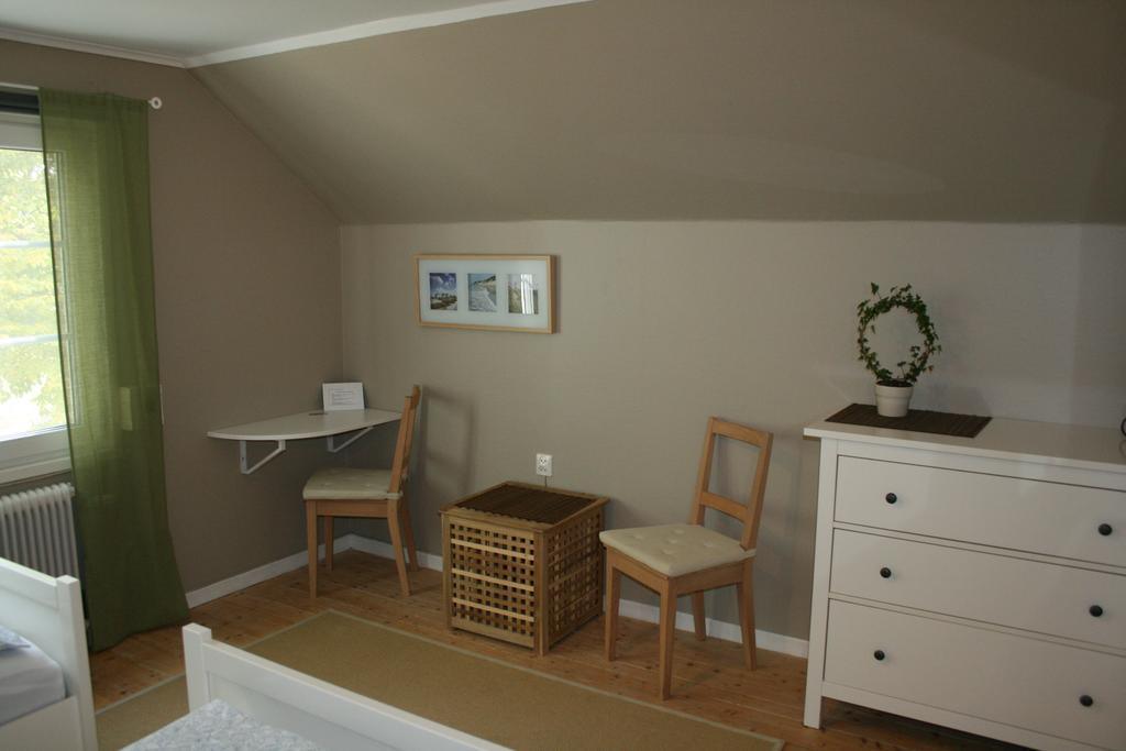 Hotel & Pensionat Bjoerkelund Stenbrohult  エクステリア 写真